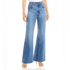 NWT Levi's 70s High Flare Jeans in Sonoma Walks